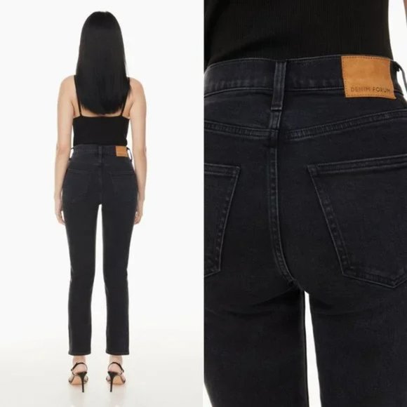 Aritzia Denim Forum Yoko High Rise Straight High-Waist Denim Mom Jeans - Sz 26 - Picture 3 of 15